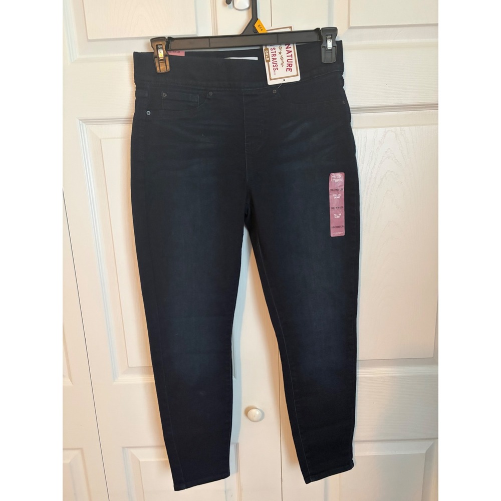 Signature Levi Strauss Gold Label Total Shaping Pull-On Skinny Jean  10S W30 L28